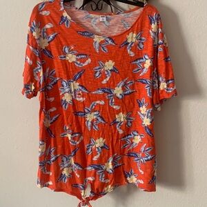 🌸🌸🌸3 for 12$ 🌸🌸🌸Pullover Style Tie Front Top